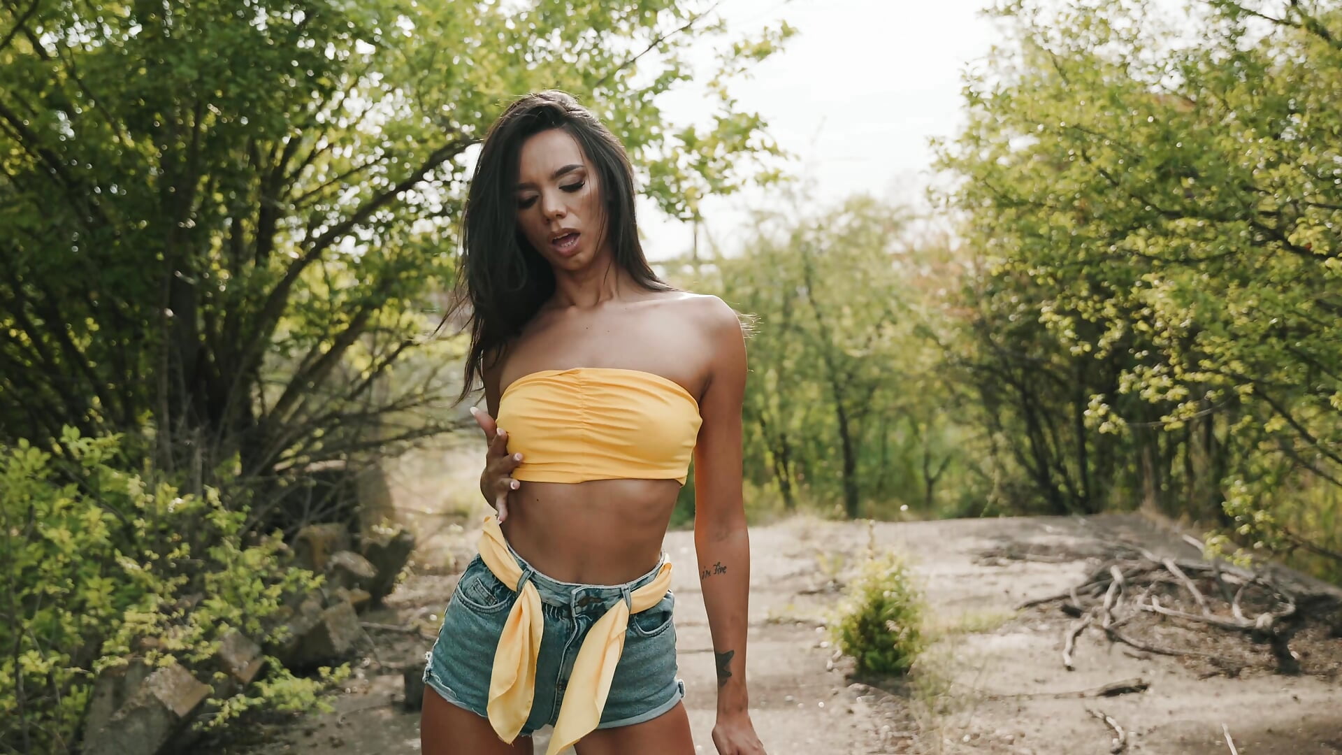 🔥Too hot to handle🔥 – video af AryaVex cam-model