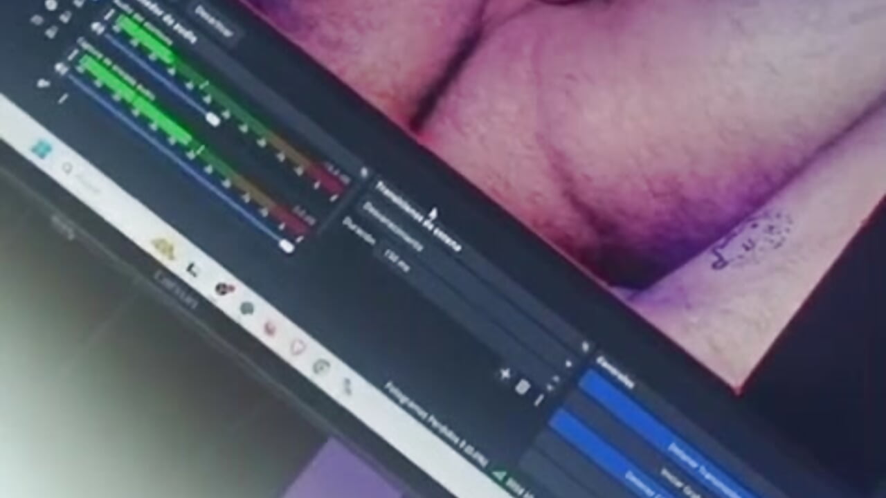 Vídeo  9817 de modelo de vídeos big__bearrr – em alta