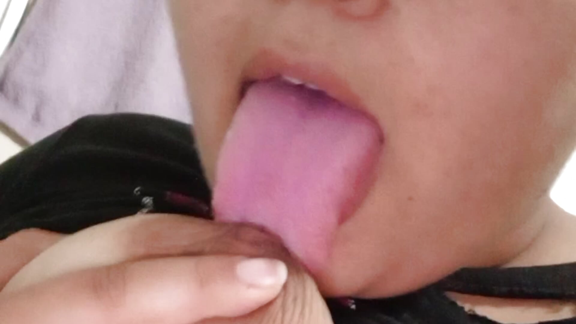 Tetitass🥵 - video by Luu_19 cam model