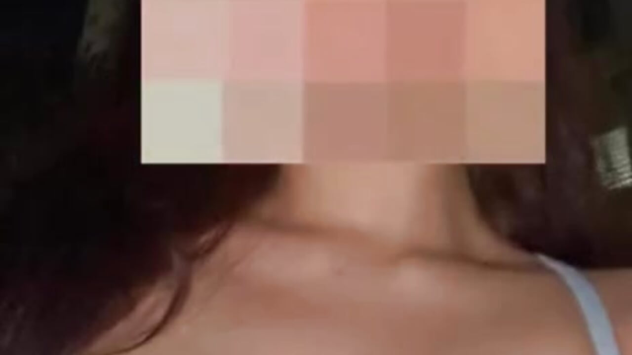 profile-intro-video-1792669215 – video od webkamerové modelky kishatenshii