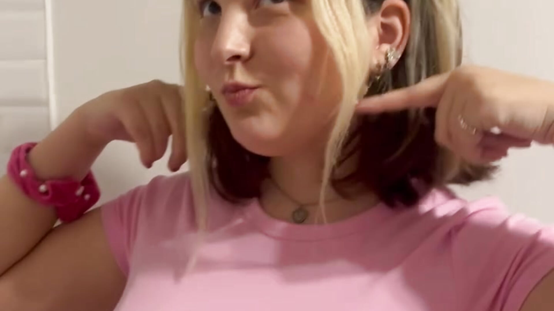 Hi dear!! - video by BurleskKate_ cam model