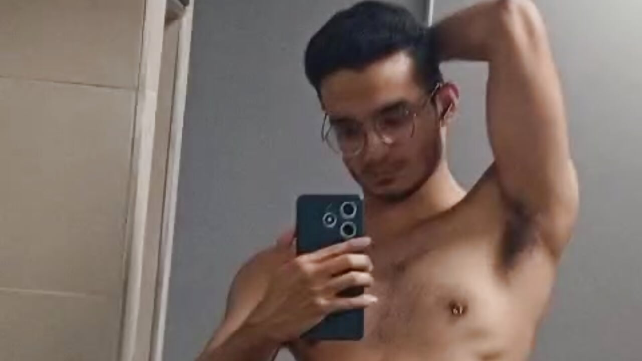 Will 🔥 - video by Rude_boys cam model
