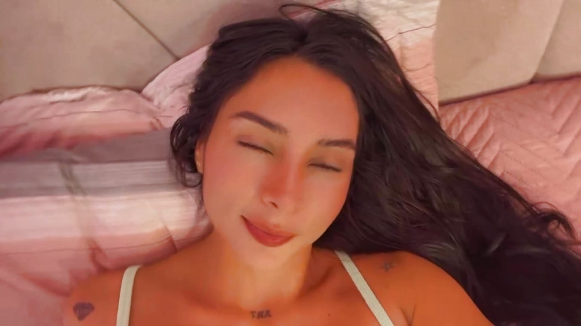 🦋 - sofiasirena 캠 모델의 동영상