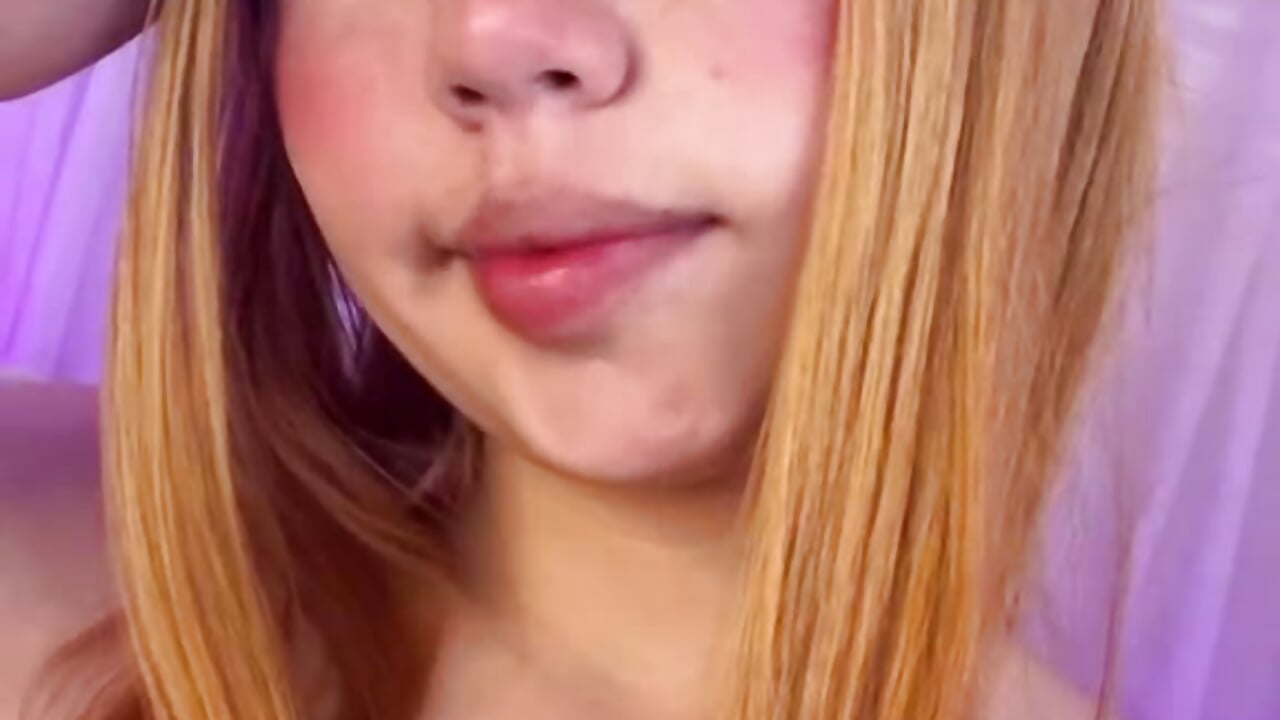 Red Temptation ❤️‍🔥 - video by MiaLuxee_ cam model