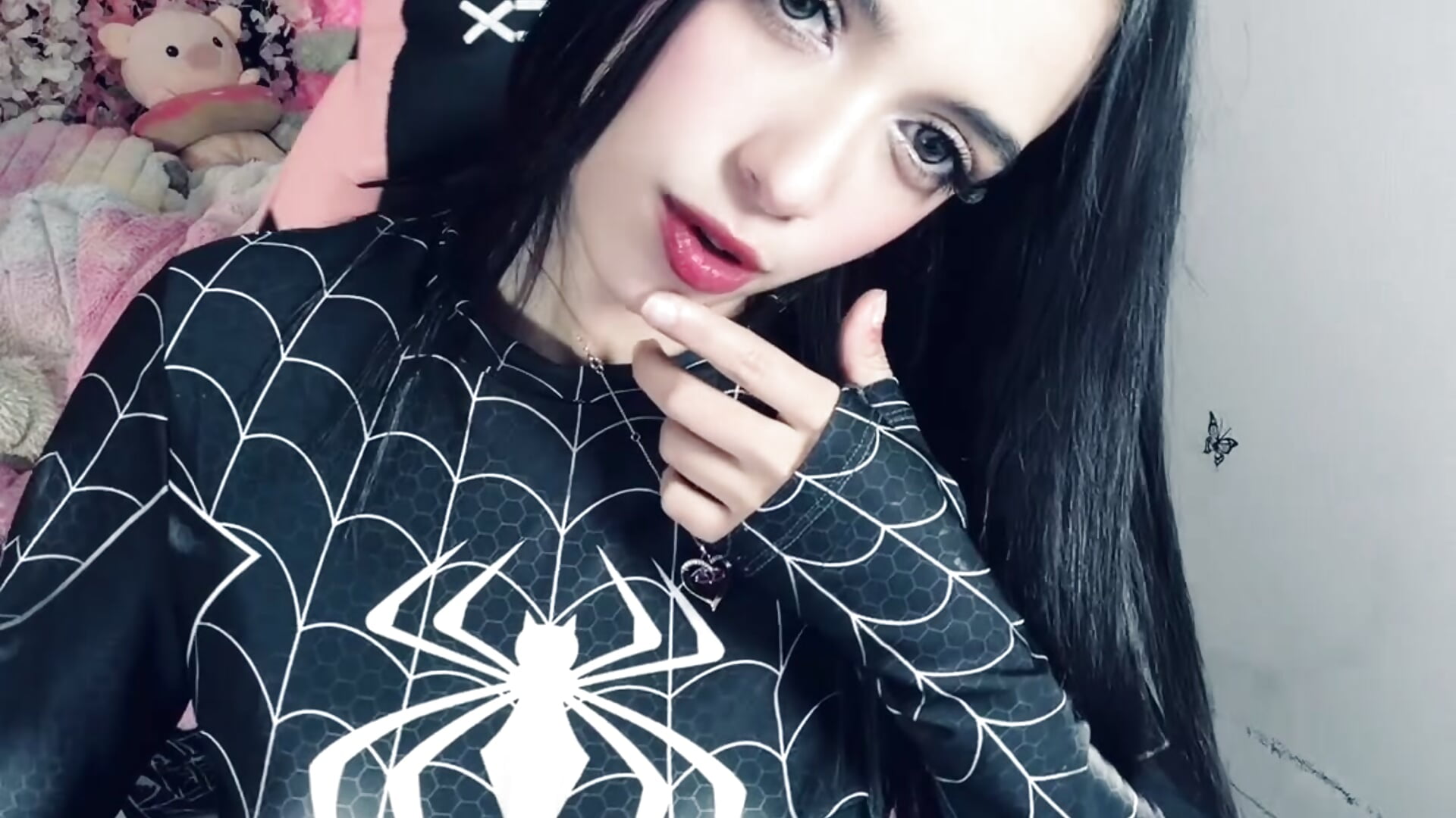 Mmmm Hii🥹🕷️👉🏻👈🏻– TinyLuna kameramodell videója