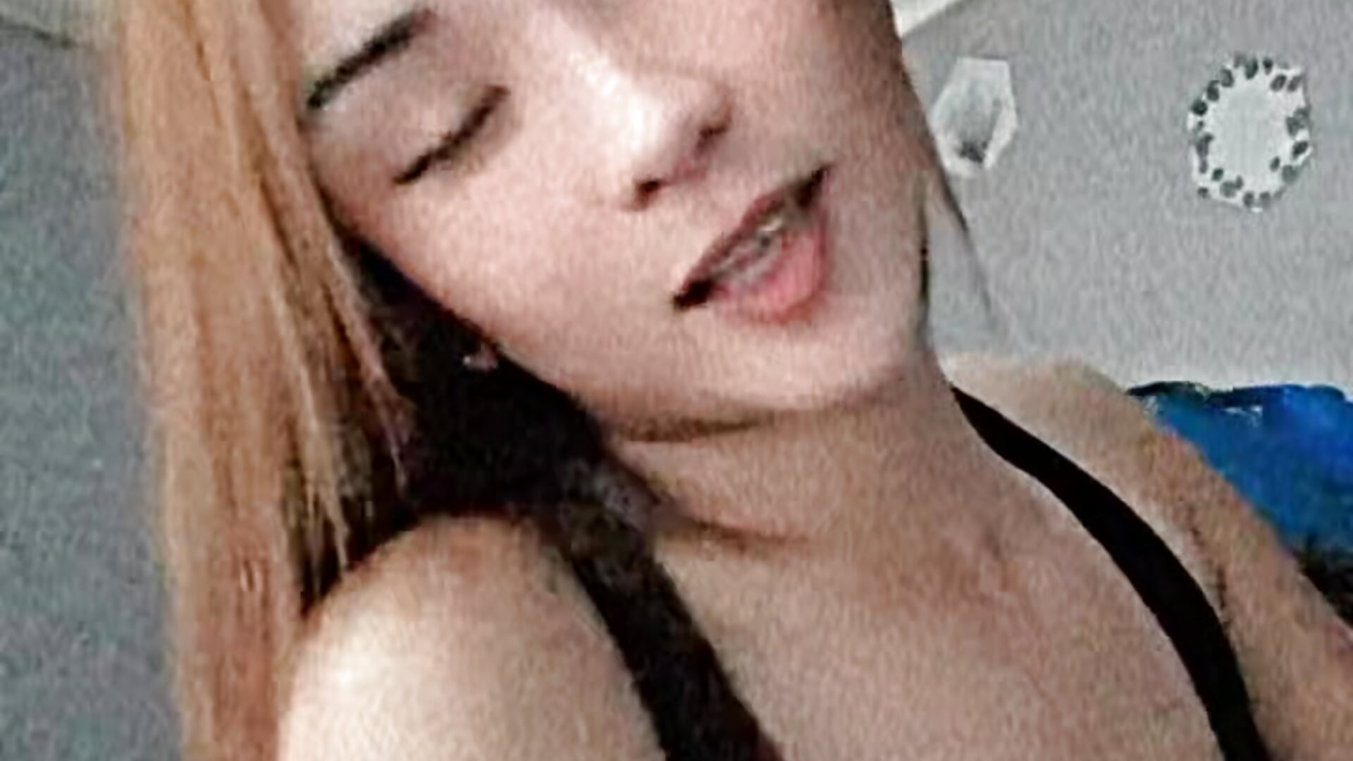 Babe - clip cu XXDADDYSGIRLXX model videochat