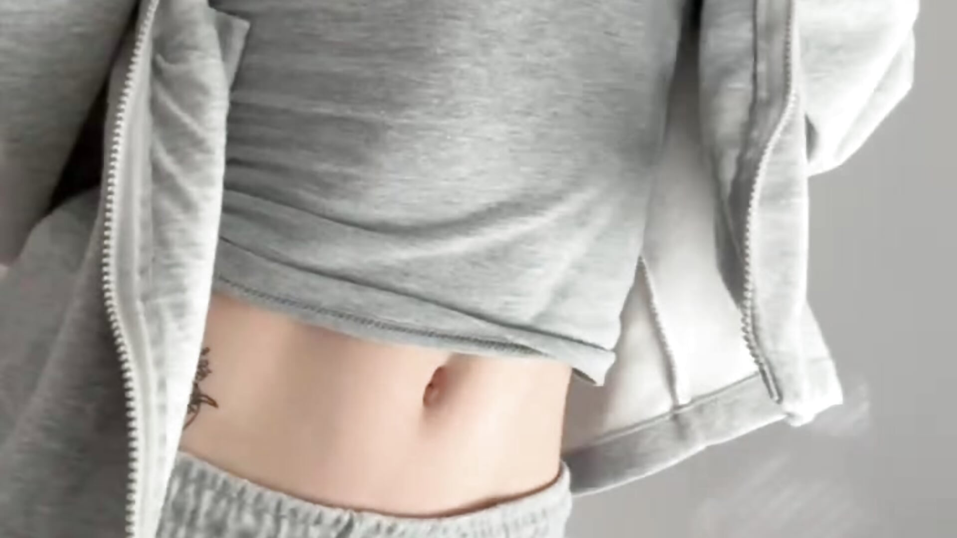 I'm teasing you a little :) - video by neweva_ cam model
