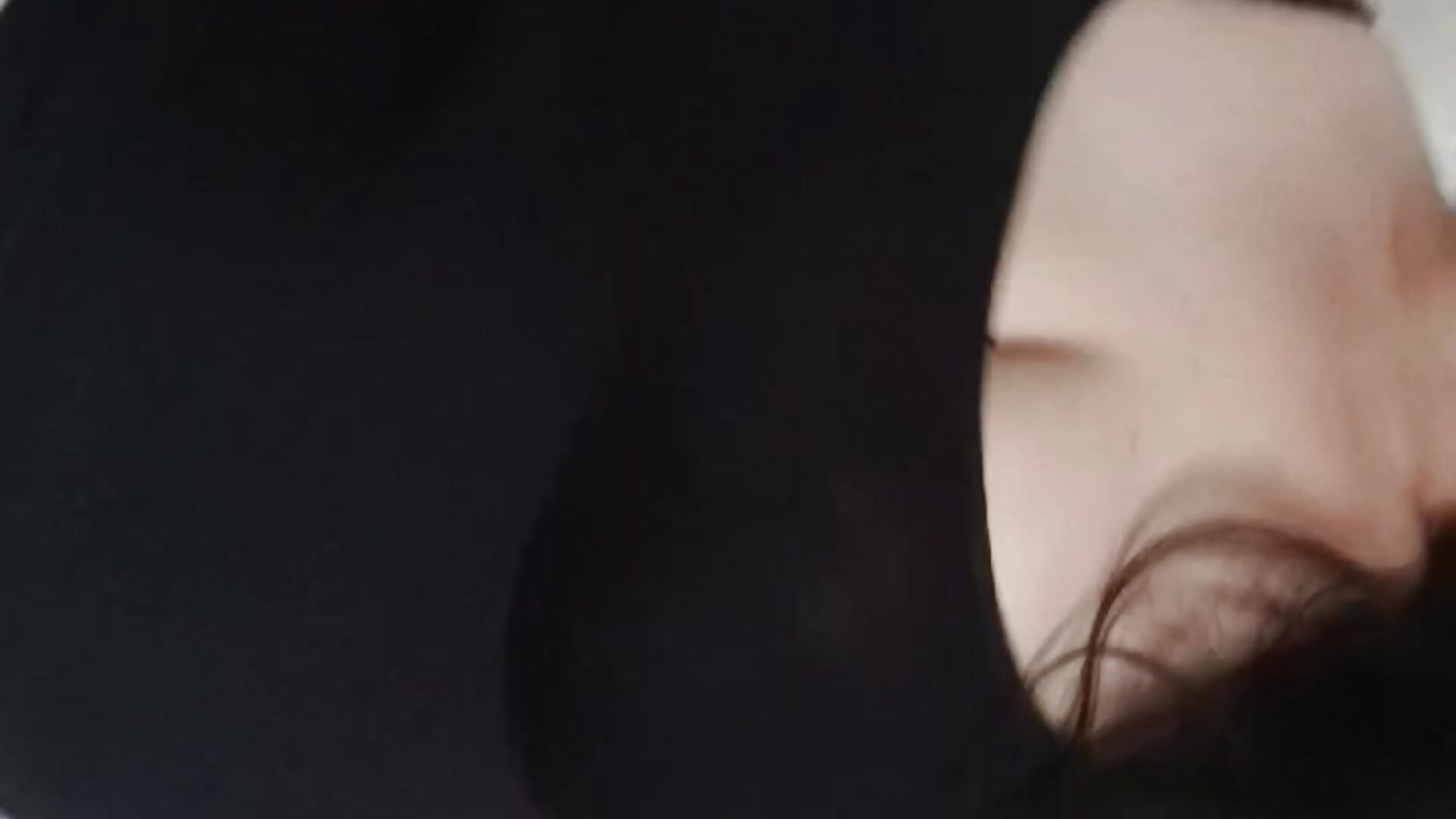 Cleavage Transition - video by naughty_rosiee cam model