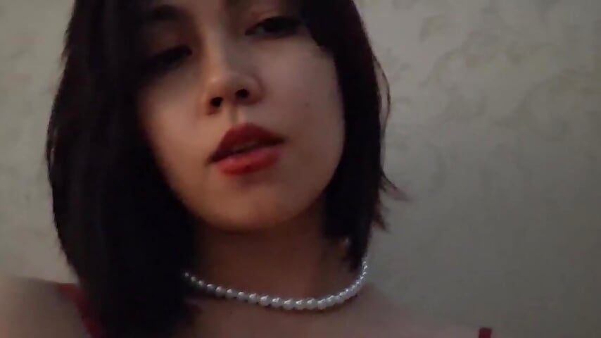 Playing in a dress:3 - video by BryannaLazzaro cam model