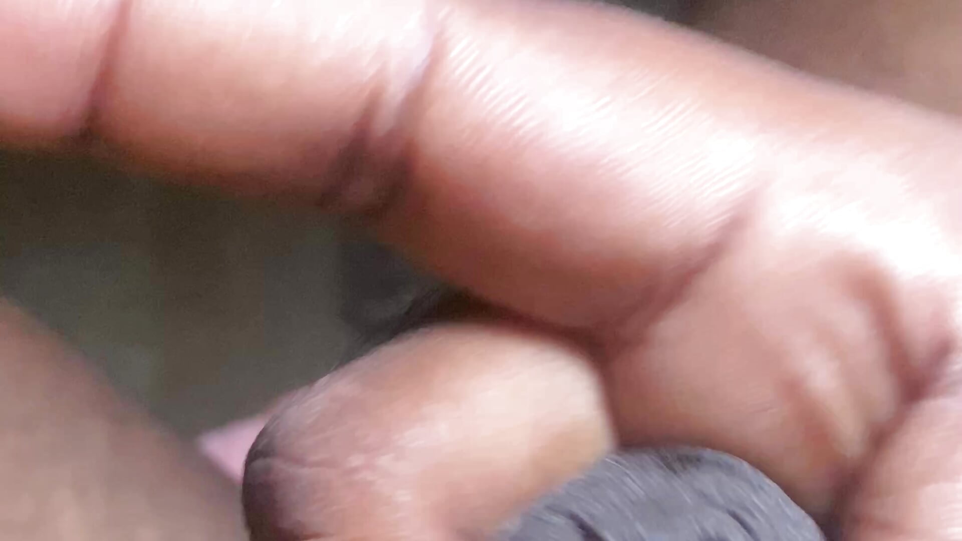 masturbating – video od webkamerové modelky Apple_boy_tamil
