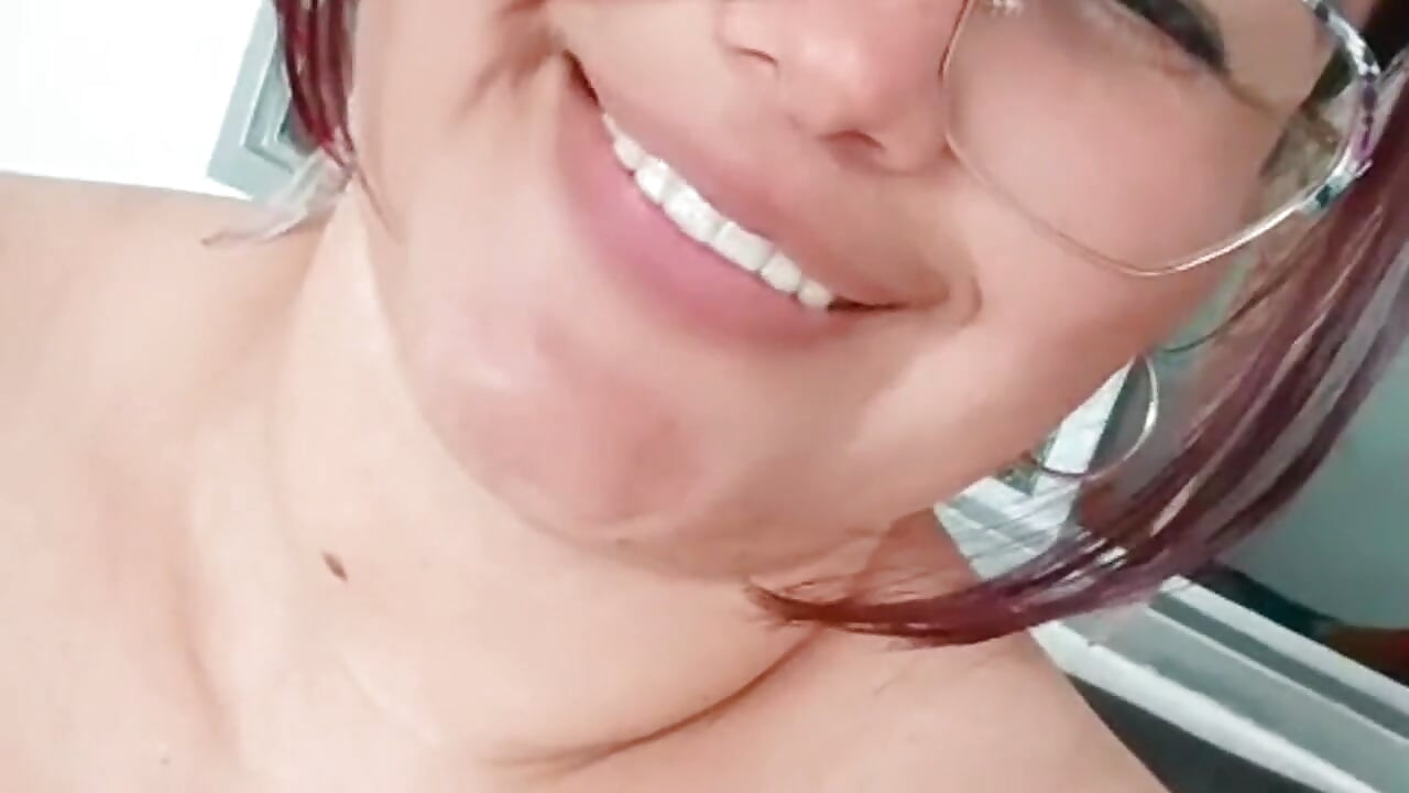 KISS - video oleh model kamera CAMILA_BBW