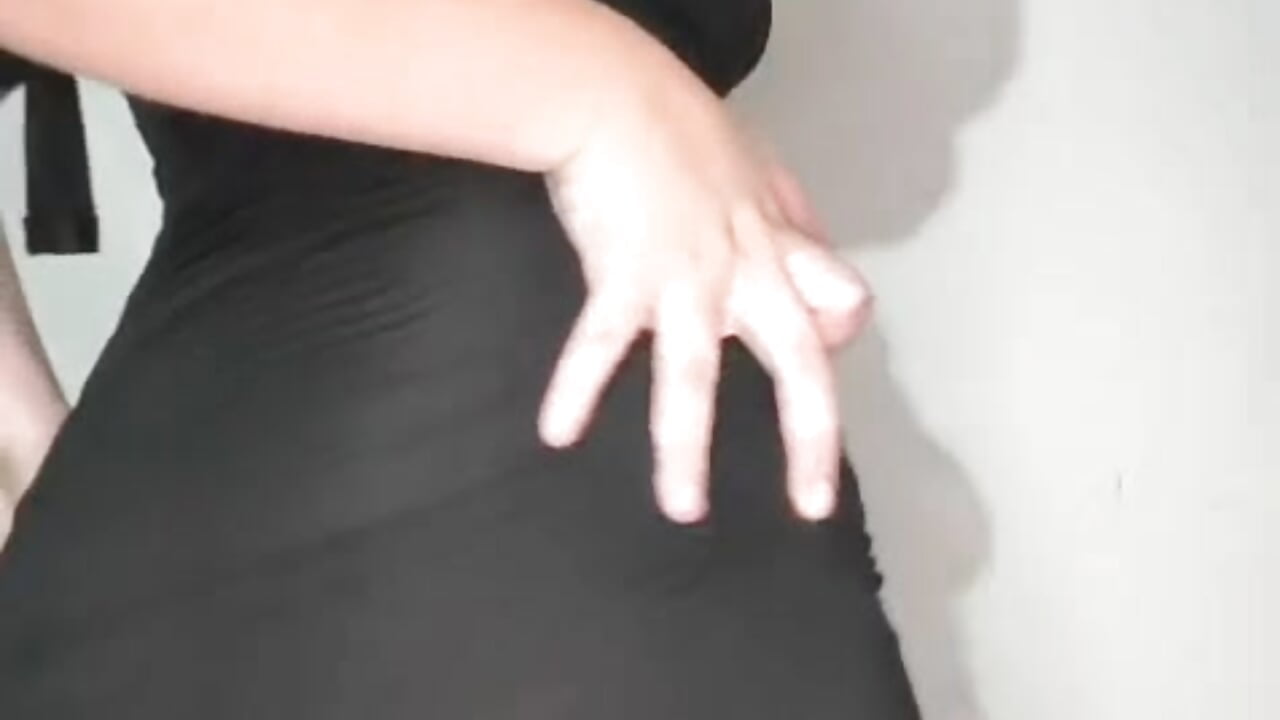 The Gothic Arabian you've been waiting for is finally here. 😈🖤 - video by AMIRA_LUNA cam model