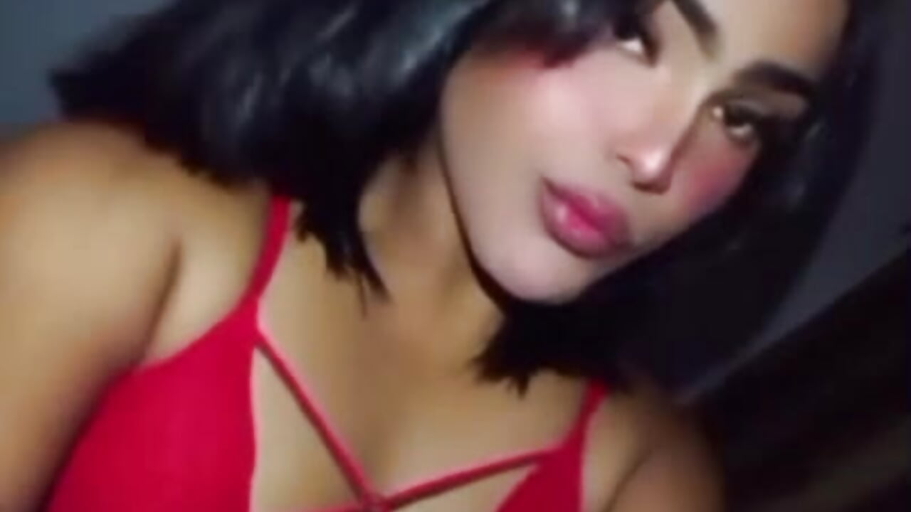 😋😋 – video af red_jessyx cam-model