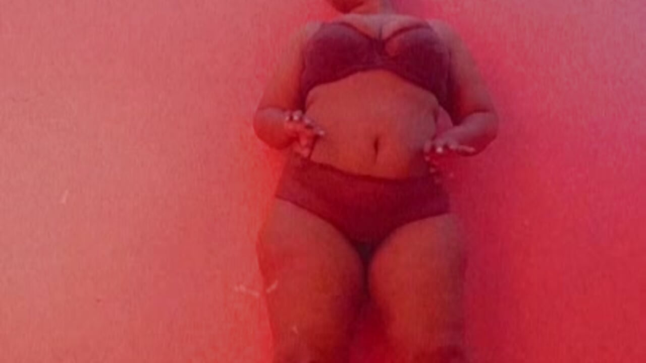 A little sneak peak🤭 - Vídeo de Calpso_Lindt, modelo de vídeos