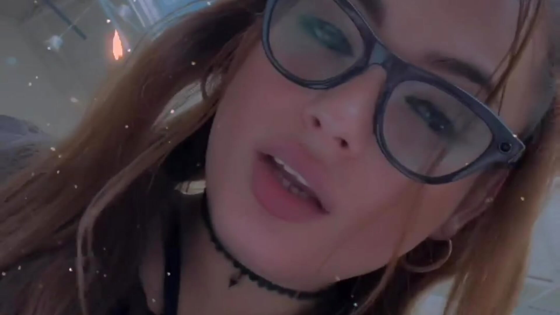 Spoiled brat – video af UrHellBri-L cam-model