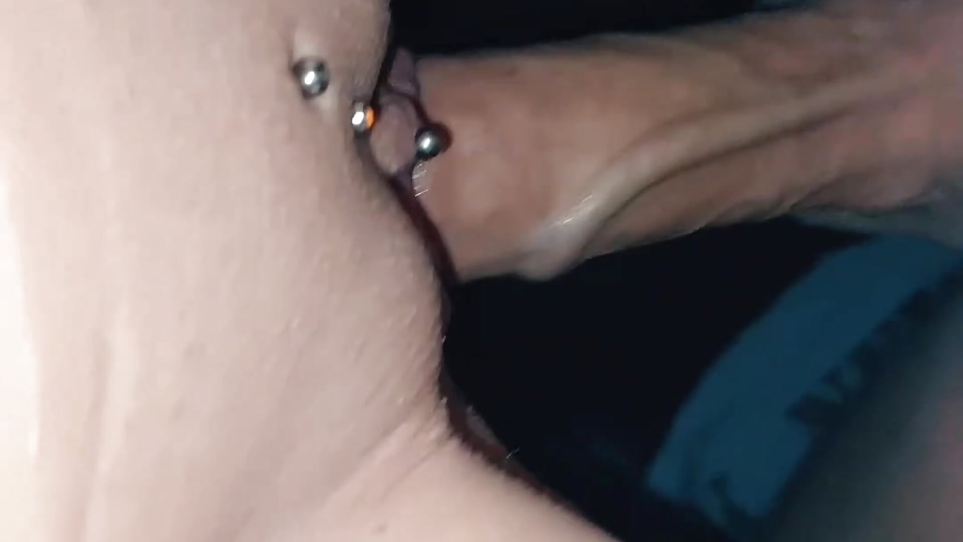 in der Liebesschaukel (short) - video van MissWildHide cam-model