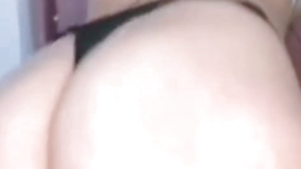 delicious ass – video modela na kameri Rouse_2_Love
