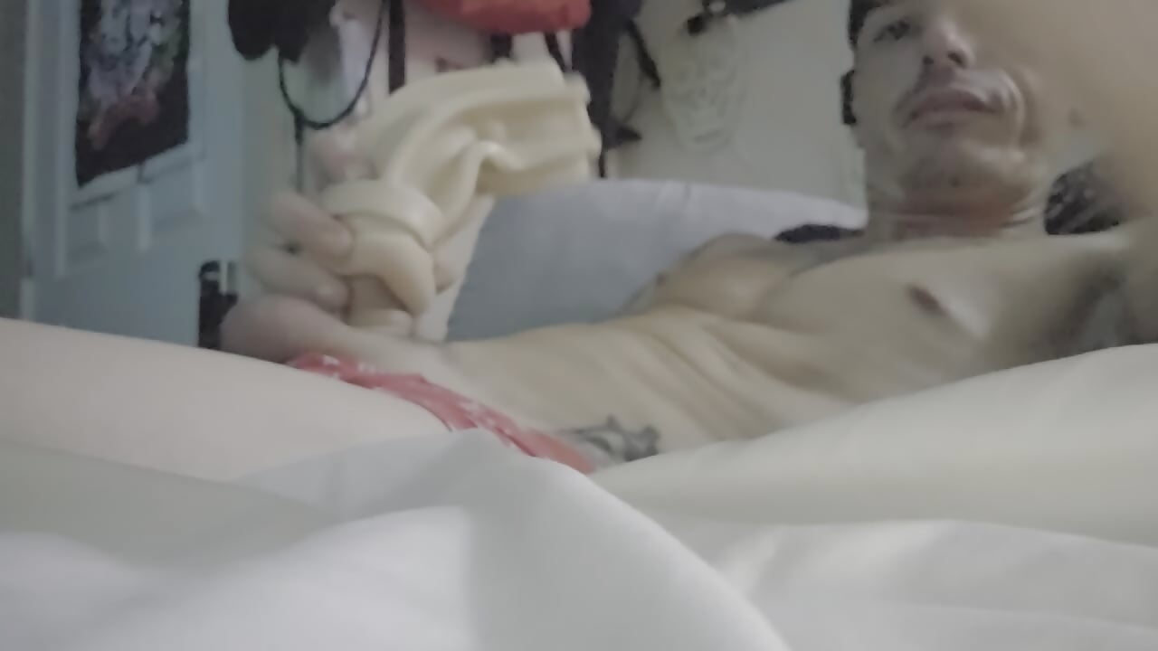 Beating my BWC until I explode! With money shot!! - video by NEWHUNGBOY cam model