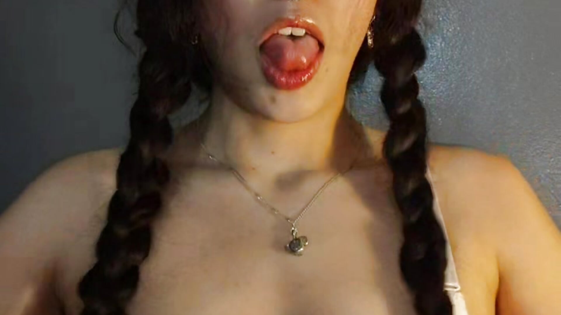 :3💗 – video od webkamerové modelky laura_mon