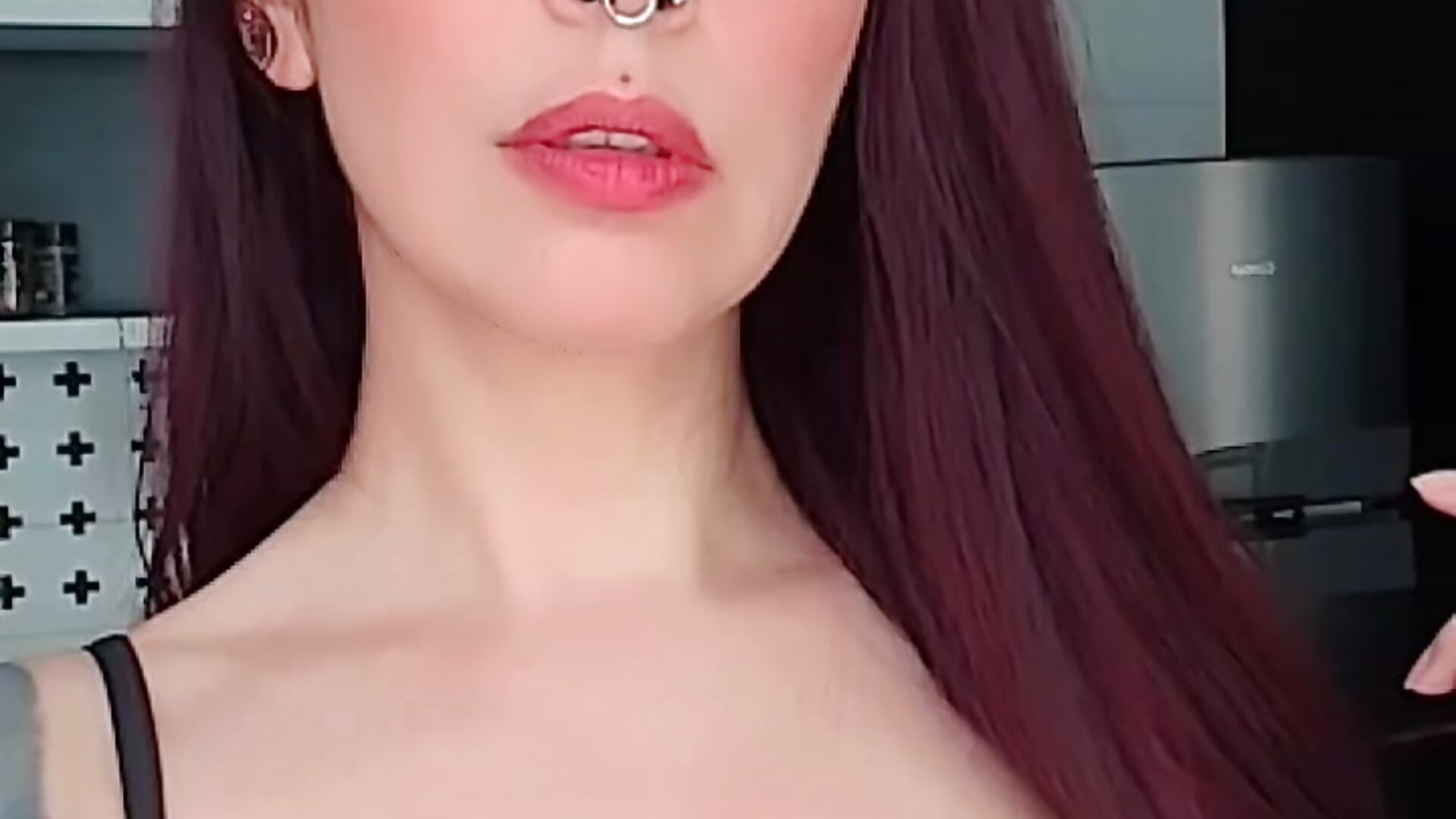 Beg 🔐 - video by MistressMansom cam model
