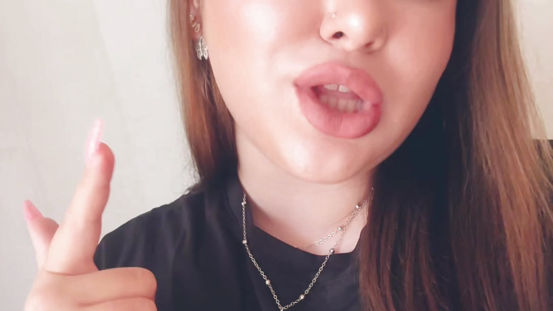 8e2d1d6f173340cdaa6be8d91f604470 – video modela na kameri chikipiki777