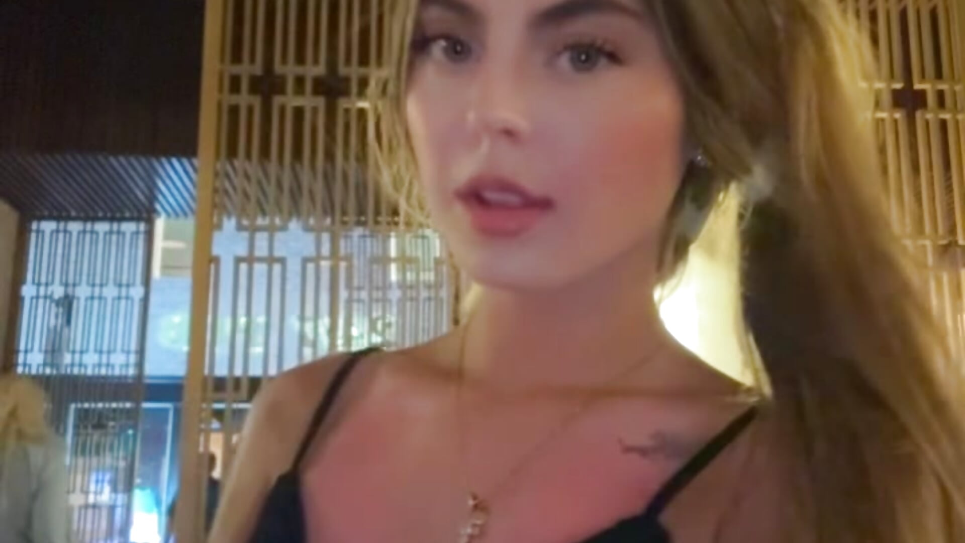 🤓🩷 - video by leooo20oo cam model