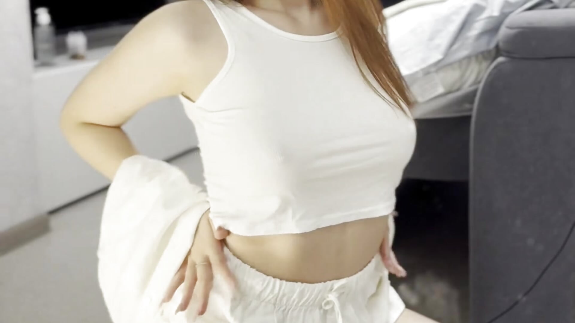 A bit of teasing... - video by RubyRiot