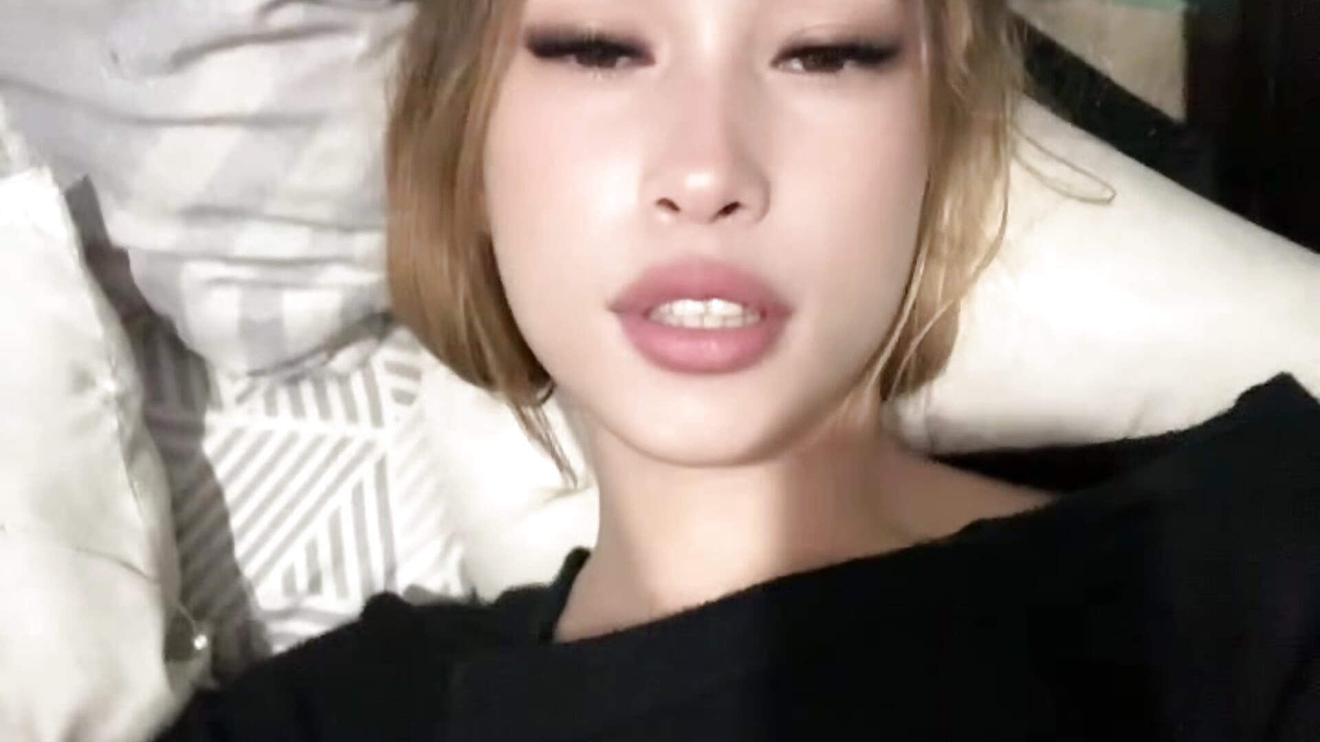 💤 - vidéo du modèle de showcams Shantal_Roa