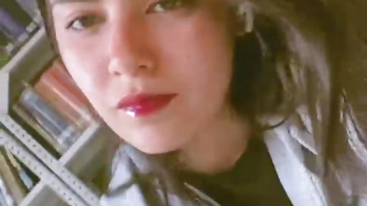 Good Day – video modela na kameri Claire_Wong