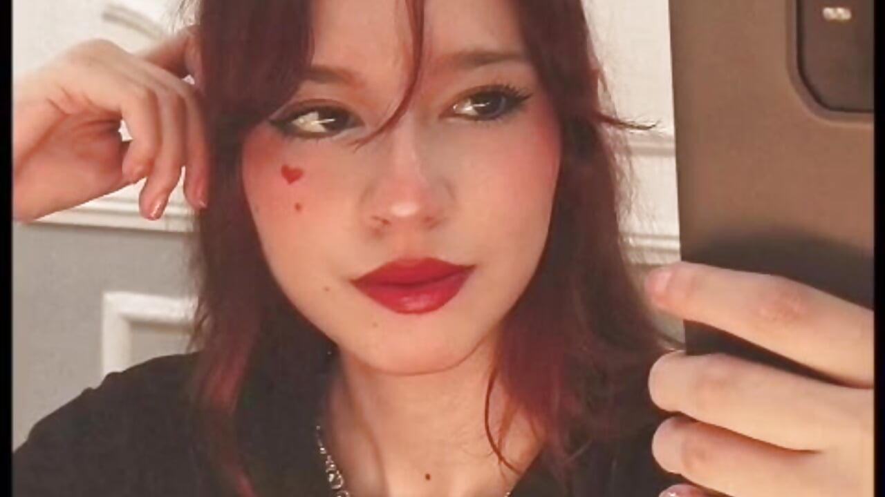 A little of me <3 - clip cu Scarlett_smith_33 model videochat