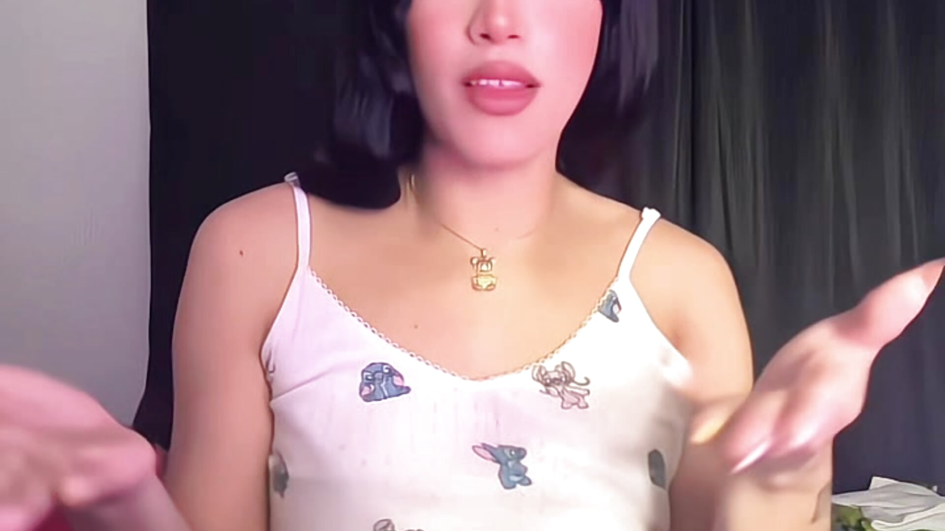 VID_20260715193309312 - video by Mia_novoa_1 cam model