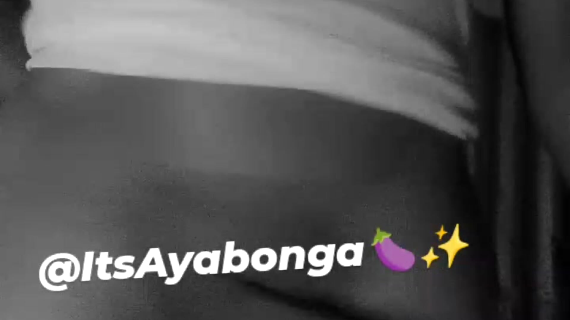 Being me🍆🥵 – video modela na kameri ItsAyabonga