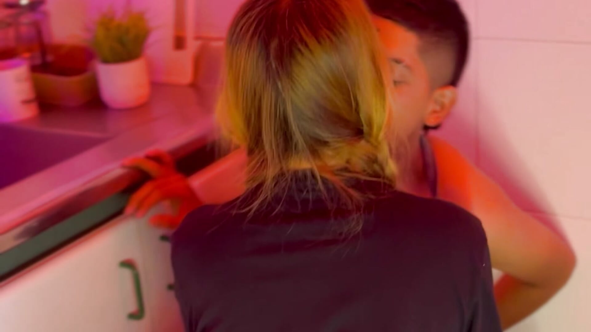 Sucking my friend’s cock is delicious 💦🫦
