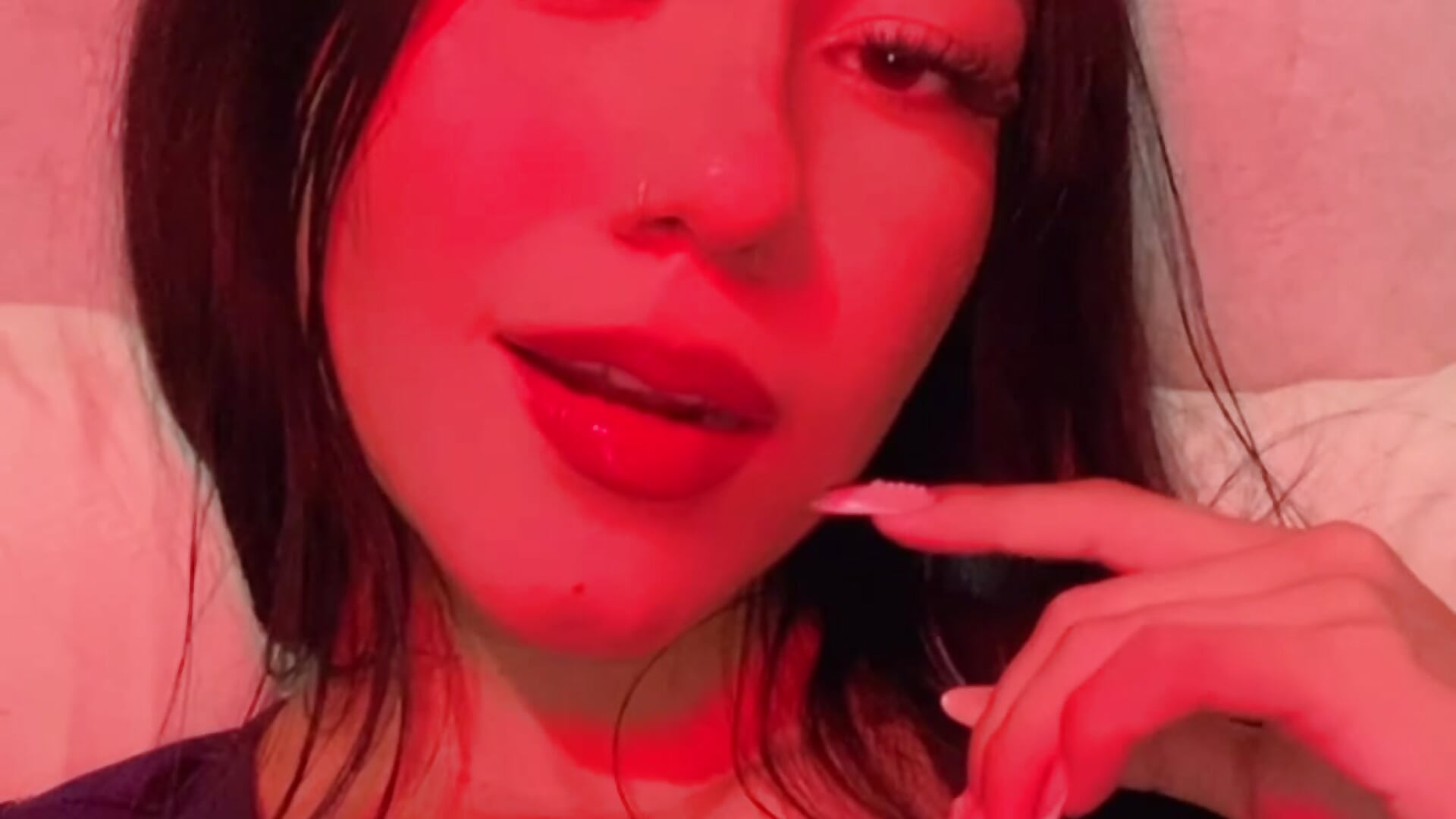 ♥️🔥 - video oleh model kamera AryaNorvik