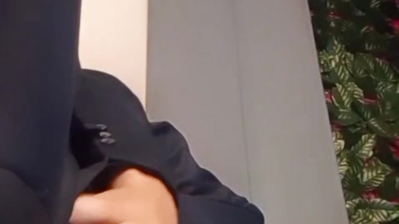 your boss's hard cock - vídeo de la modelo de cam ElliotNoir