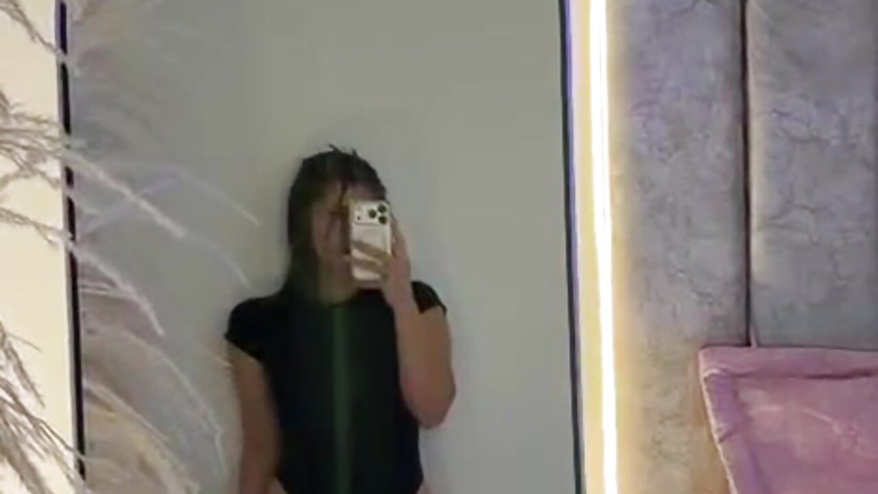 🔥 - video di Sof_Glow modella di cam