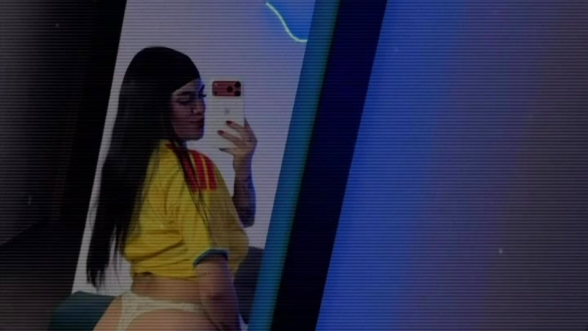 🍑 - video by milica_ cam model