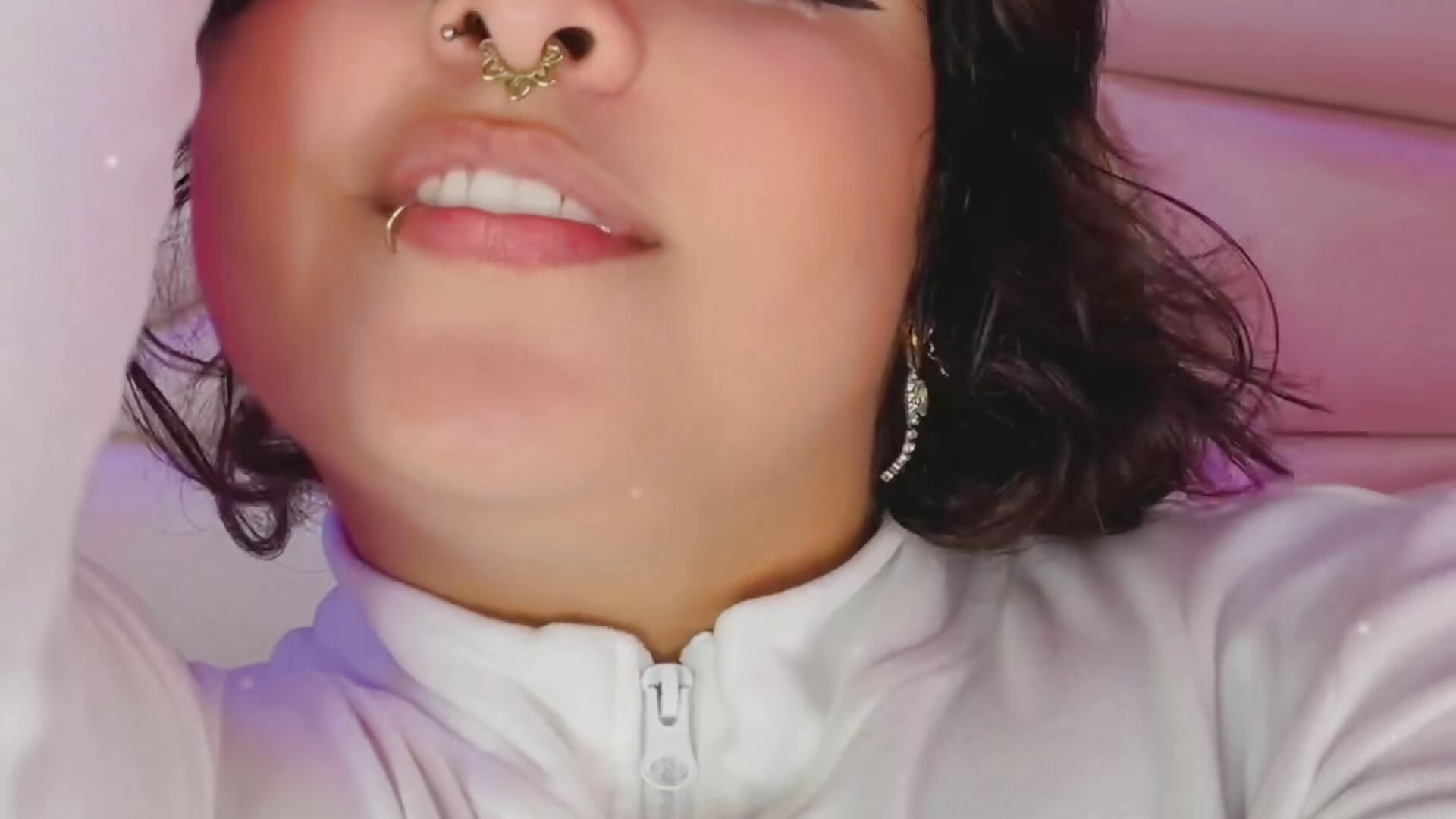 cute 💜 - video by Lulu_kawaii16 cam model