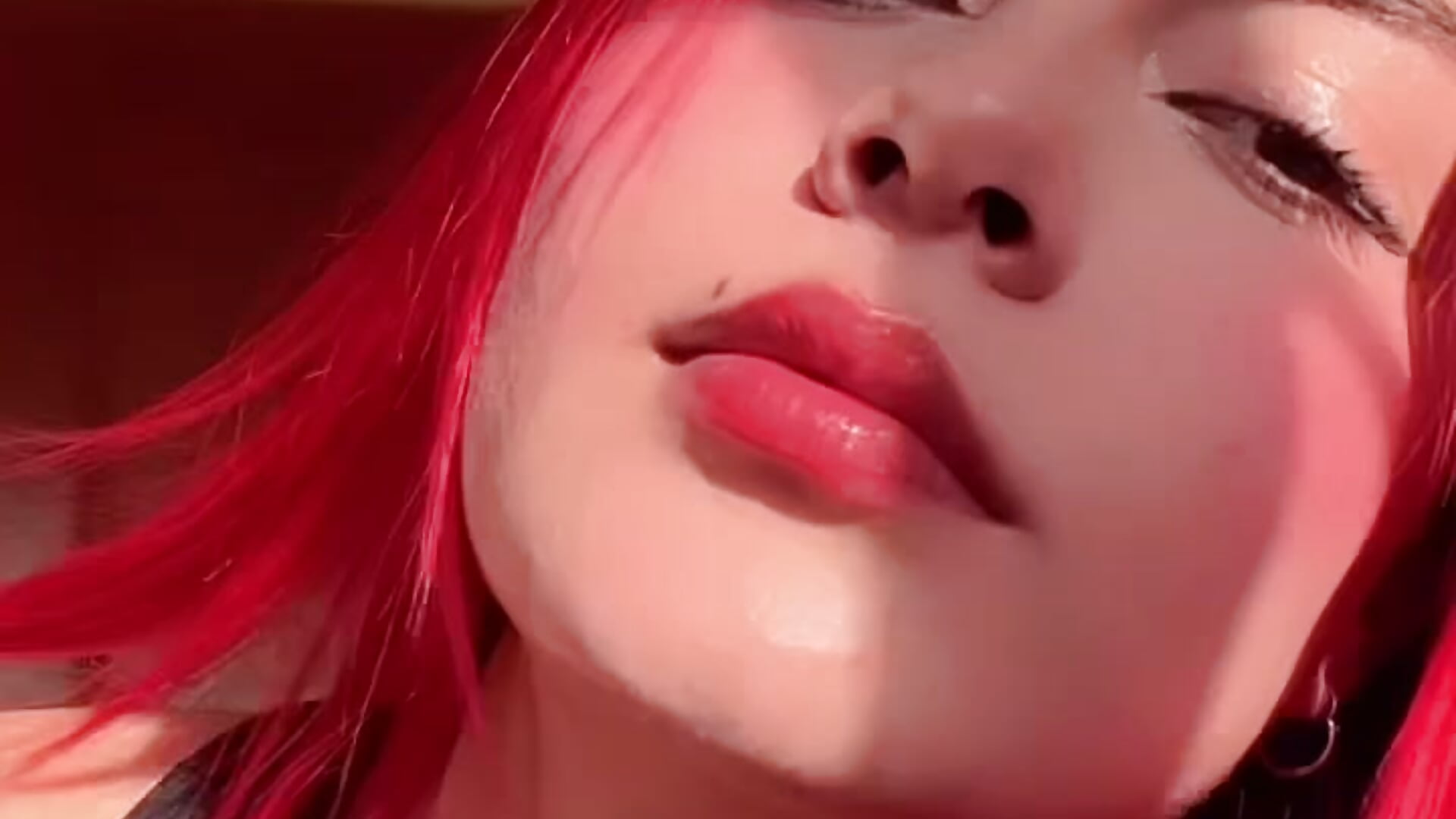 Cuteeee🥰 - video by Soffi_hoot cam model