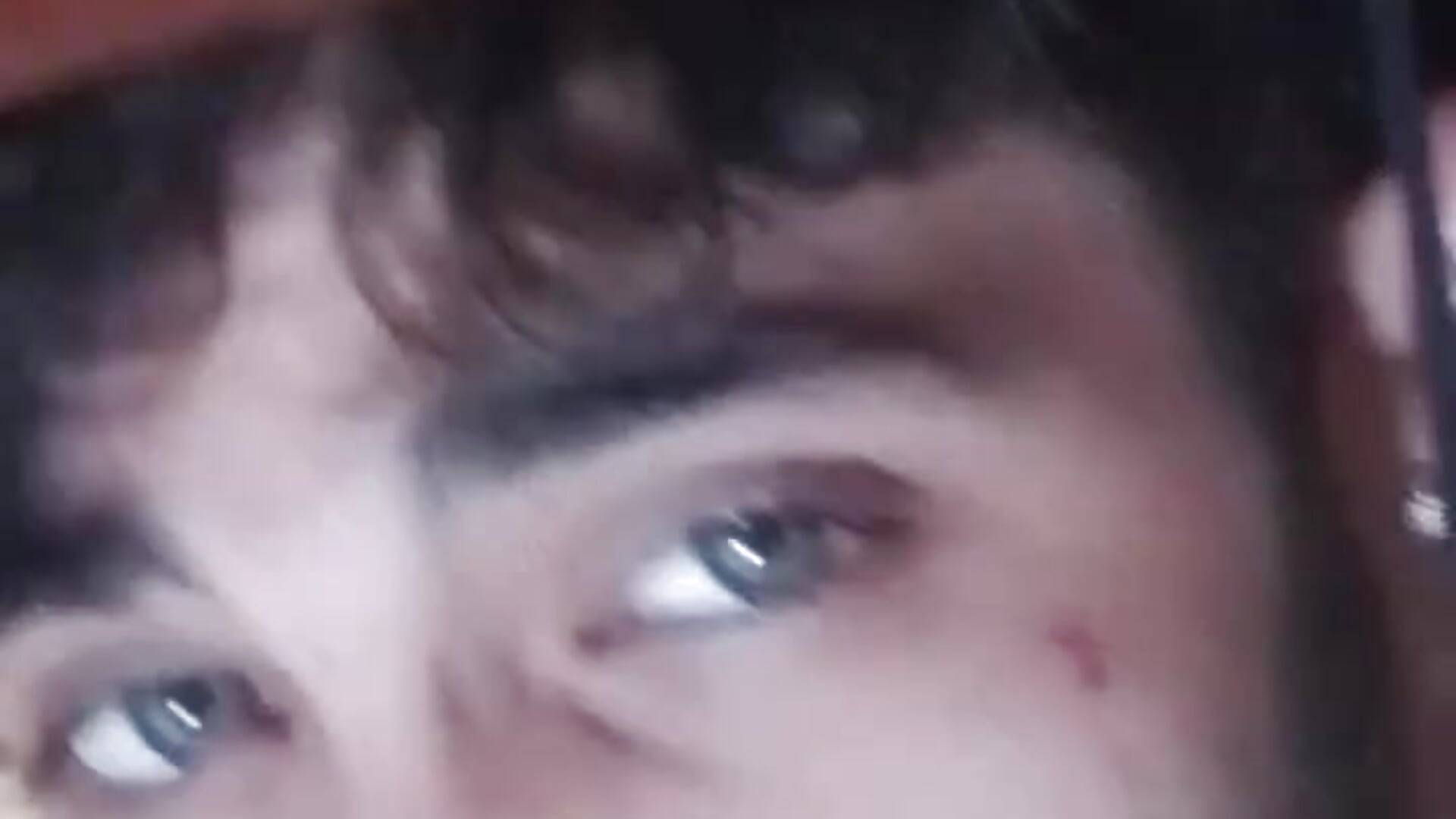 blue eyes 💎 - video by LovexJuxn77 cam model