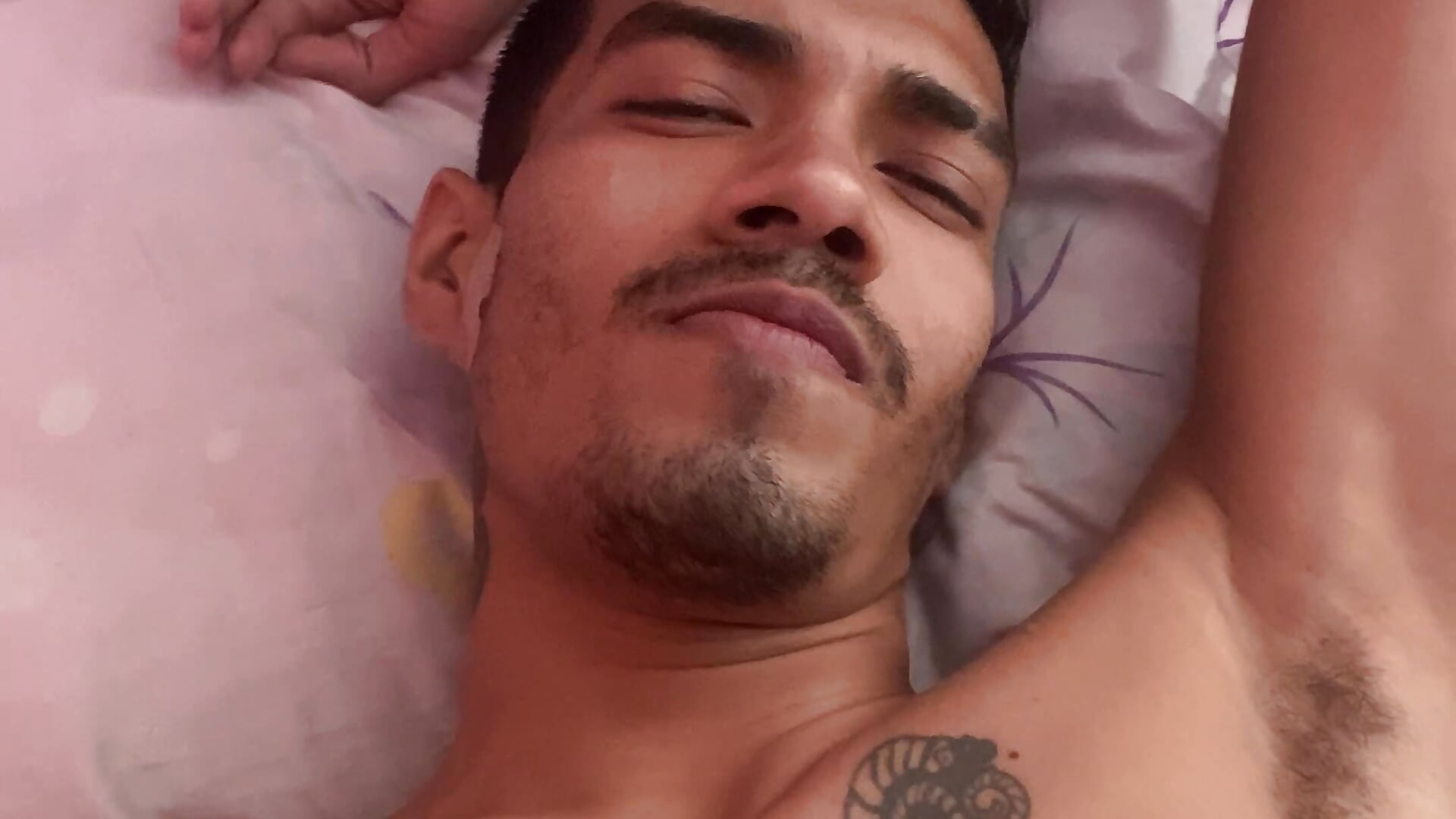 Chill🔥😏 - vídeo de BigArgos modelo de câmara