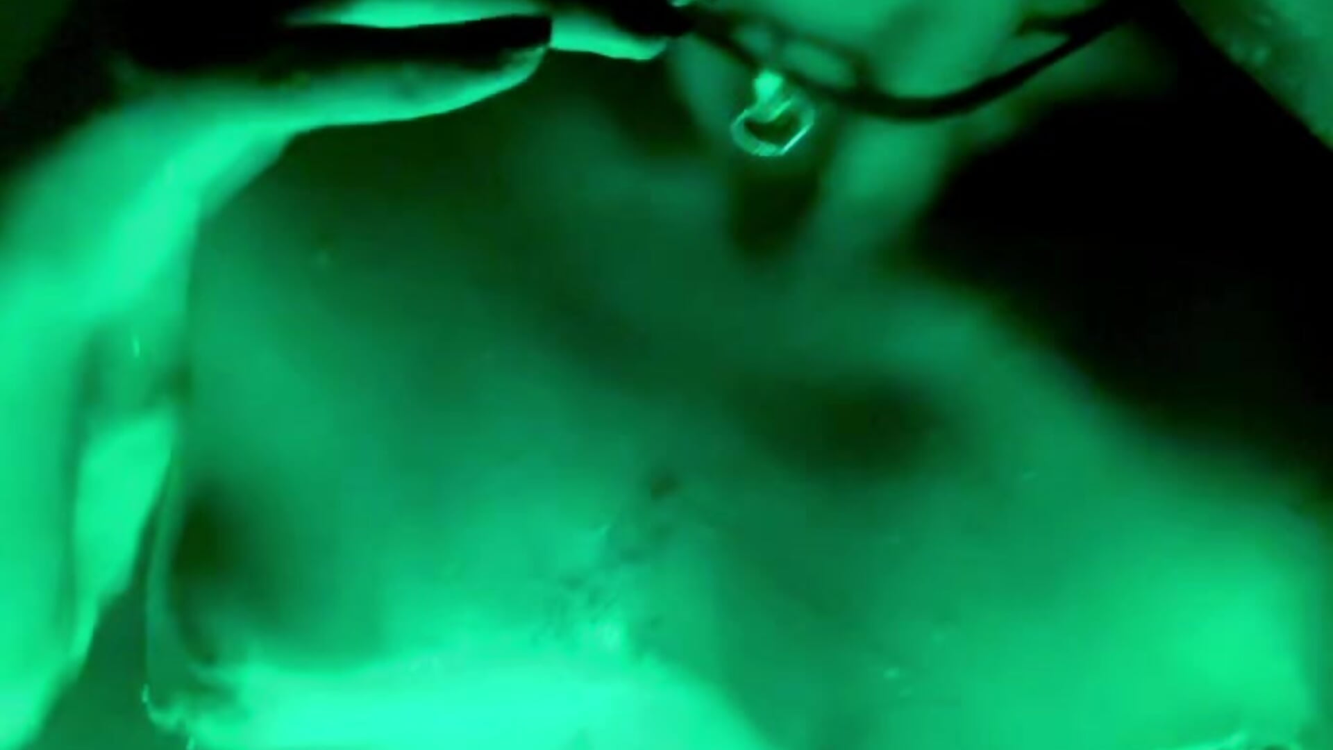Hot naked in jacuzzi – видео вебкам-модели Evelyn_outdoors
