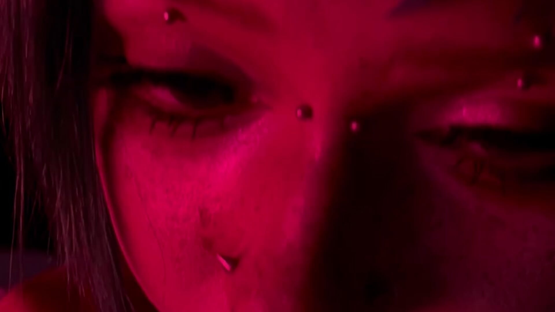cutie me and my piercings <3 - فيديو من mollycutiestar موديل الكام