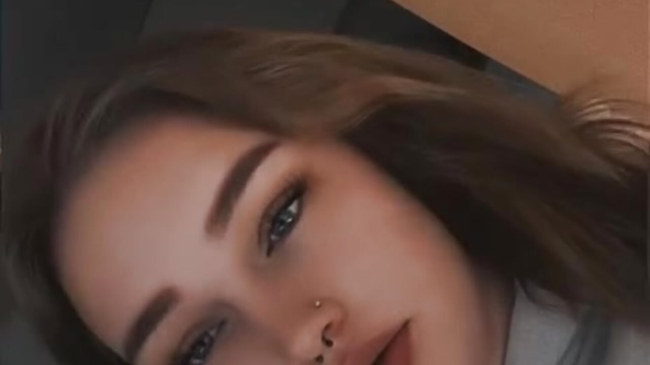 xoxo – video modela na kameri Laylaa_Rose