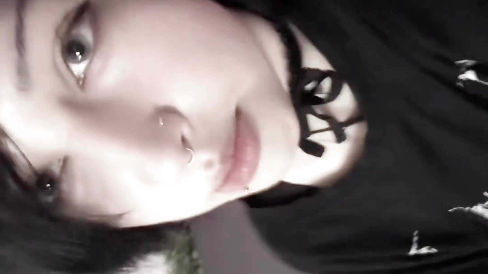 lipsync - video di Reze_bomb modella di cam