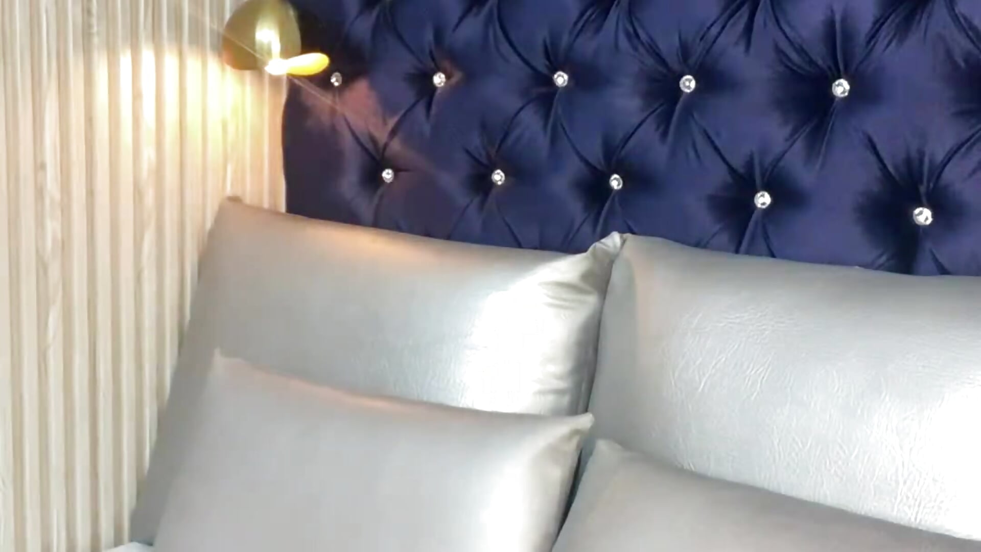 Dance Your Troubles Away Free - video by AveryNicole cam model