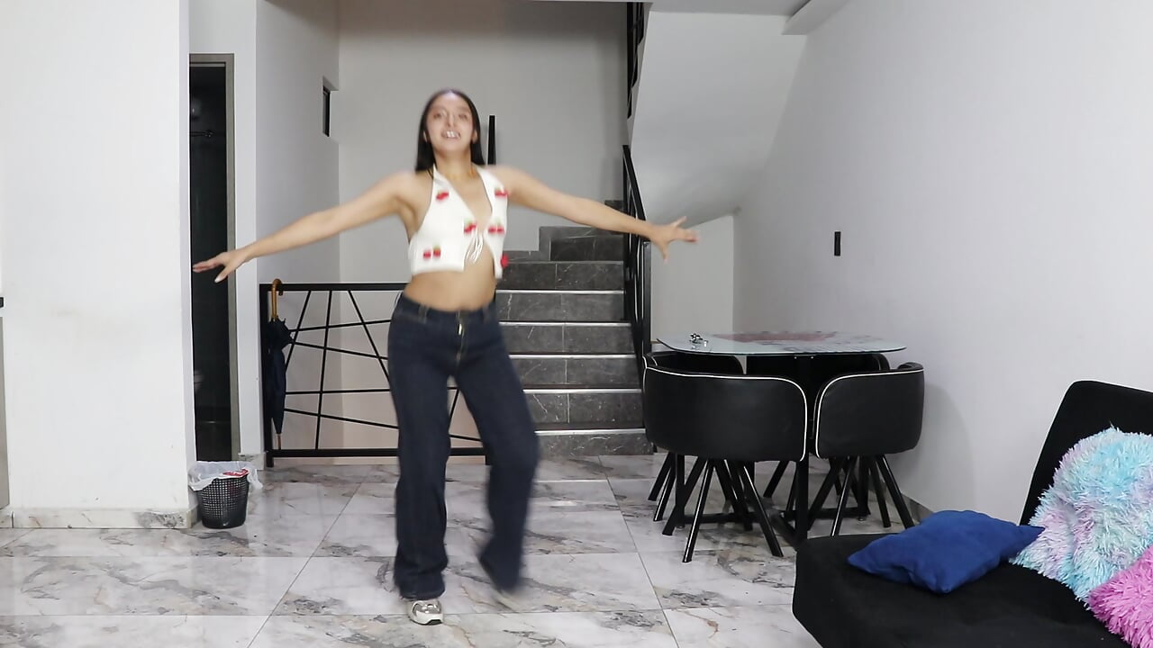 profile-intro-video-1784250822 - video by the_mervian cam model