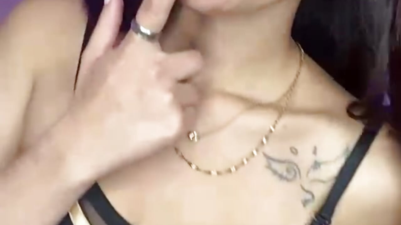 very flirtatious coquette😏🔥 - video của người mẫu cam Chanell_rousse