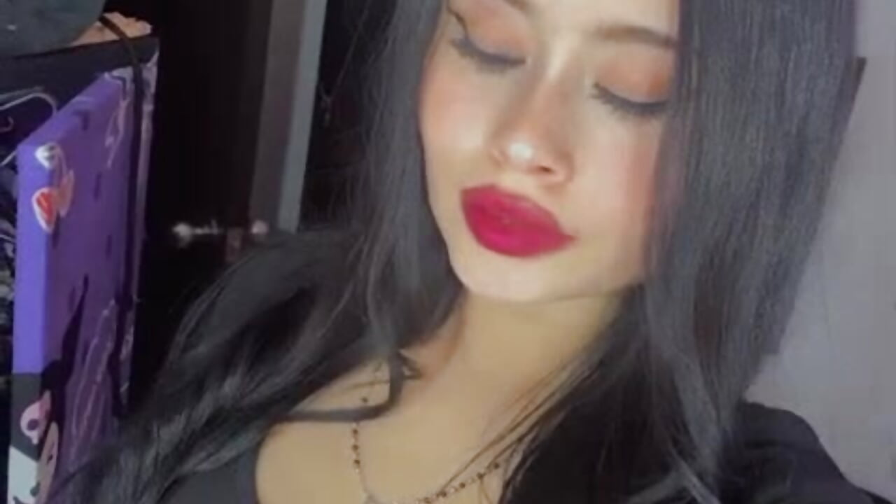 profile-intro-video-1784153942－カメラキャストのHazel_Pinkの動画