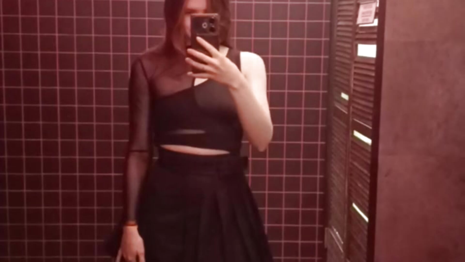what do u think about my outfit? - video van Ian_Meow cam-model